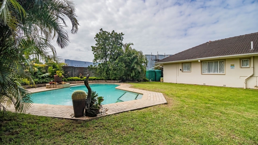 3 Bedroom Property for Sale in Bonza Bay Eastern Cape